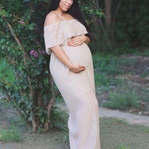 Gold Dress the population gown